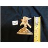 Image 1 : 3" TALL, PORT ALBURNIE CARVED, ANTLER EAGLE, SIGNED DENNIS KEVIS