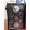 Image 2 : 1976 Double Dollar Prestige Specimen Set. The Silver Dollar commemorates Library of Parliament. 7-co