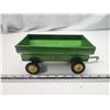 Image 3 : John Deere grain wagon