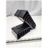 Image 3 : Two large carpenter adjustable angle guides