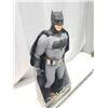 Image 2 : 19 Inch BATMAN FIGURINE