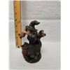 Image 2 : Vintage Resin Witch with Cauldron