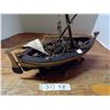 Image 2 : 15" Long sailboat