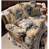 Image 2 : Vintage Velvet Floral Loveseat w/ Throw Pillows 61x45x48