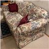 Image 2 : Vintage Floral Print 3 Seat Sofa76x36c38