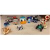 Image 1 : Vintage Children's Toys Desktop Slot Machine Donald Duck & More