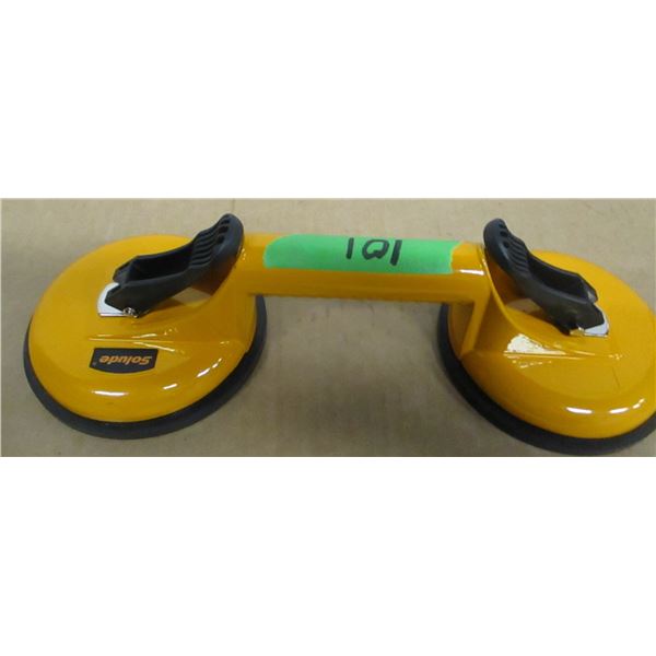 SET OF GLASS SUCTION CUPS