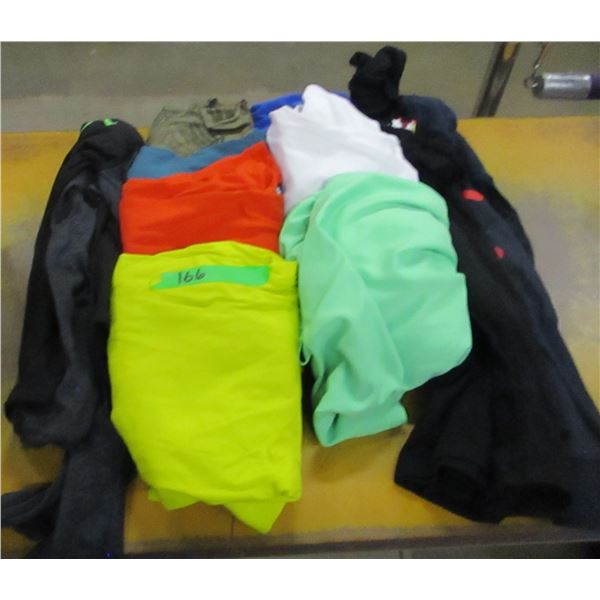 BOX C/W T-SHIRTS & SWEATERS (SIZE MEDIUM)