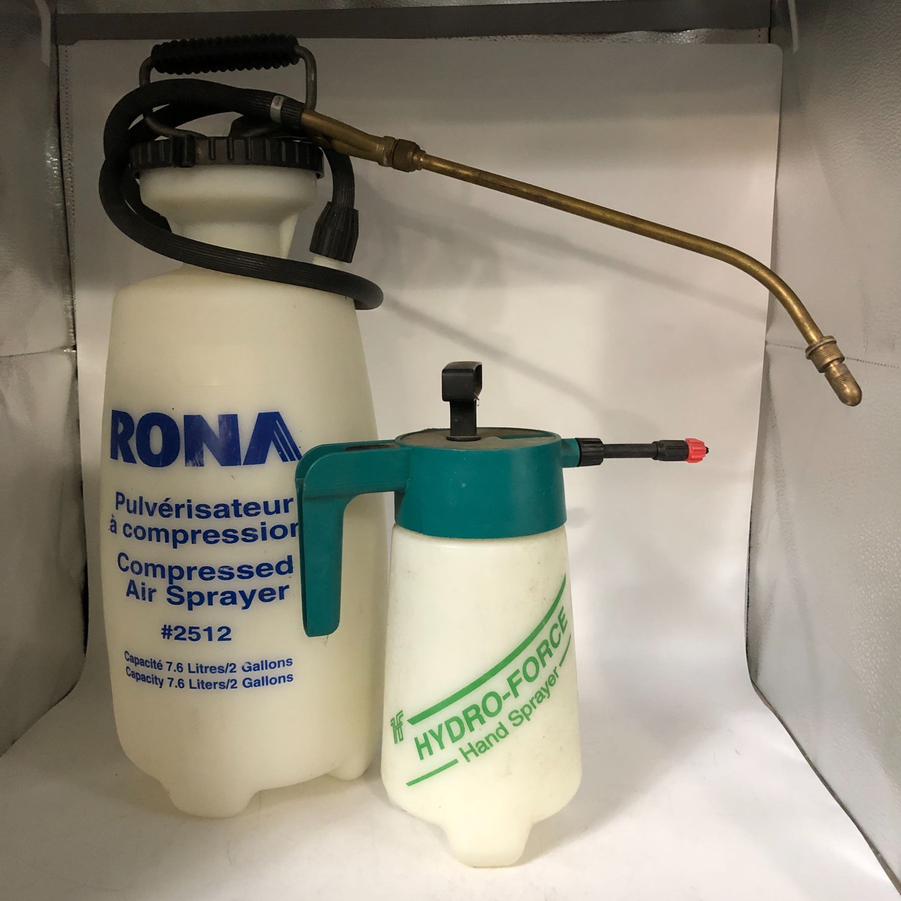 Rona compressed air sprayer w/ Hydro-Force hand sprayer