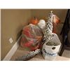 Image 1 : Set of Various Holiday Decorations - Halloween, Christmas