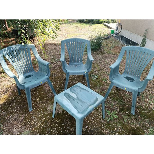 Little Tikes Children Pit with Blue Sand, Plus Plastic Lawn Char Set with Small Table