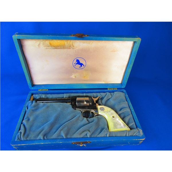 Colt Frontier Scout Nevada "Battle Born"- 1864-1964 Commemorative Revolver- .22 LR- 4.75" Barrel- En