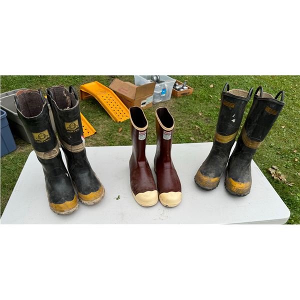 THREE PAIRS OF BOOTS!