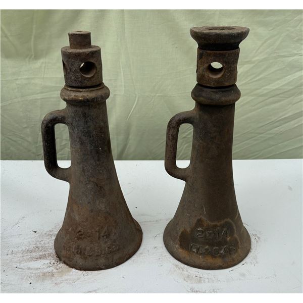 BOTTLE JACKS, LOT OF 2