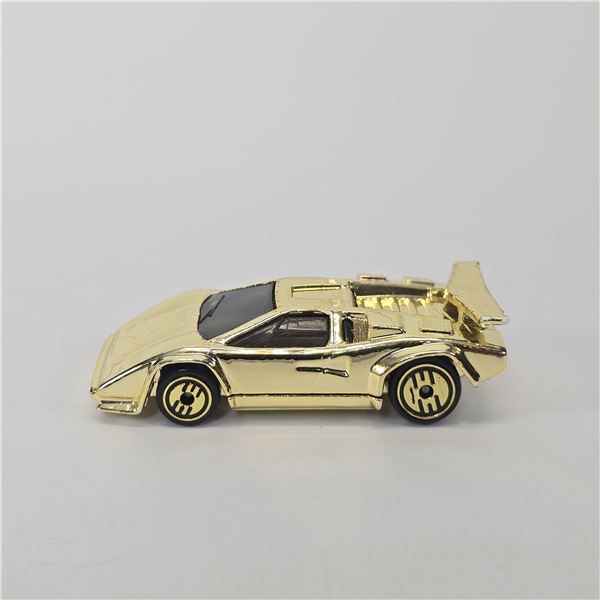 Hot Wheels Gold Revealers Lamborghini