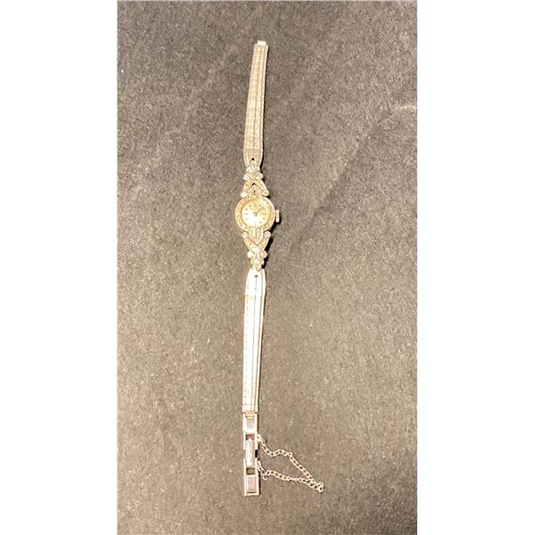 14K BULOVA LADIES WRISTWATCH SET WITH DIAMONDS (14.6G)