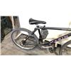 Image 3 : BLACK MARTIN PALISADES TRAIL 7005 ALLOY 21-SPEED ROAD BIKE