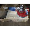 Image 2 : HUTCHINS Model 4921 2001-VA  ELIMATOR Vacuum Assist Rotary Air Sander