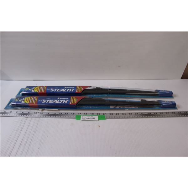 (2) Michelin Windshield Wipers (24" & 20")