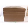 Image 1 : *Upholstered Storage Bench - 24" x 16" x 17"