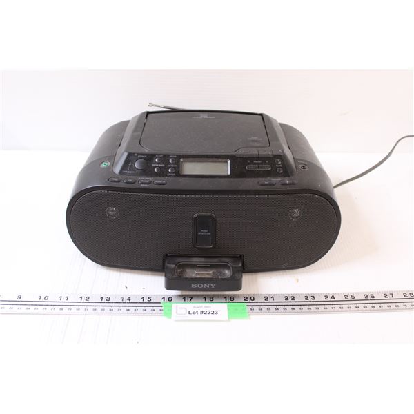 Sony CD/Radio & Docking Stereo - Powers On