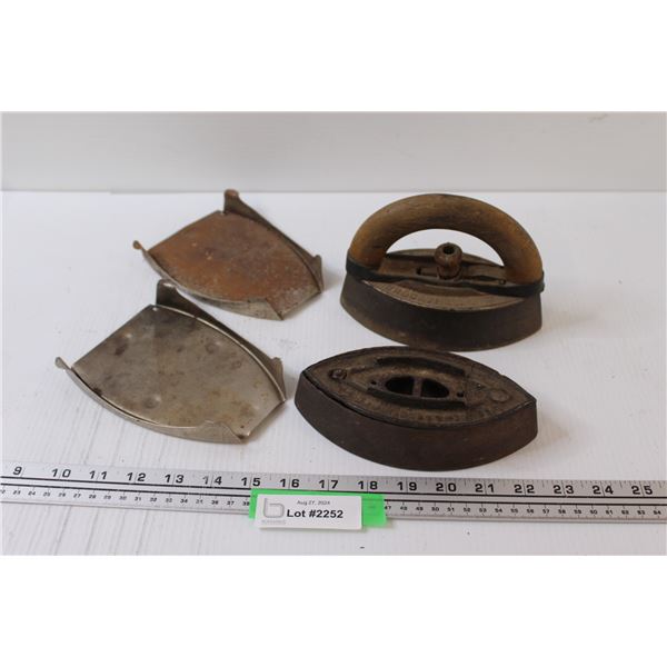 Antique Cast Sad Iron & Wood Handle, Ironing Plates