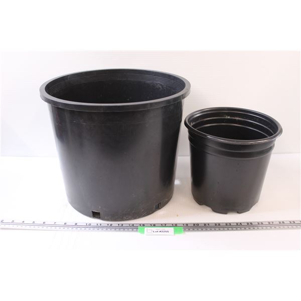 (2) Black Plastic Planters: 12" x 14" & 8" x 9"