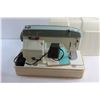 Image 6 : White Sewing Machine Model 940 with Case - Untested