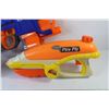 Image 2 : Nerf Elite Gun (no foam darts) - (2) Firefly Water Guns