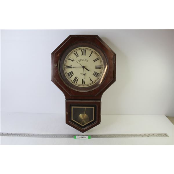 Vintage Bulova Clock (battery operated - untested)