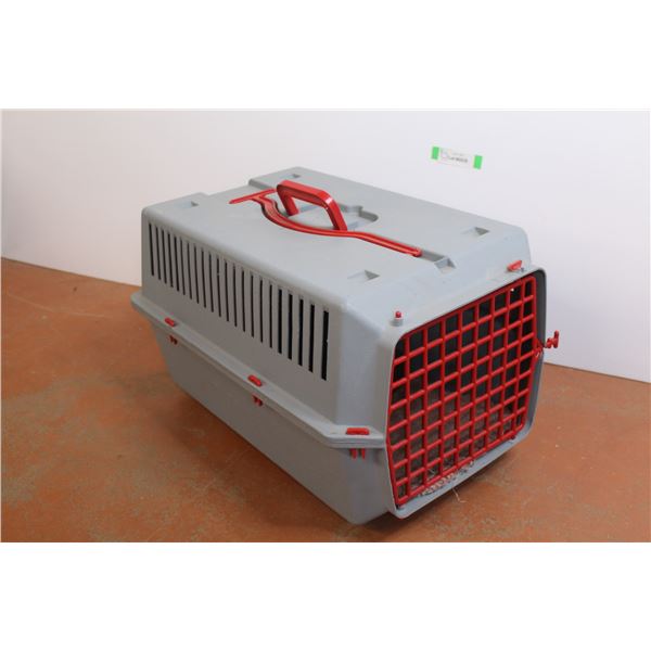 Pet Crate (16"w x 24"d x 14h)