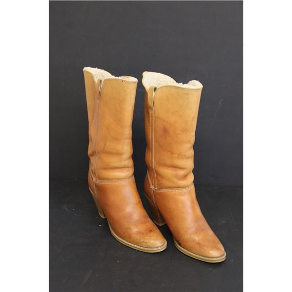 Tan Leather Cowboy Boots-Size 7.5