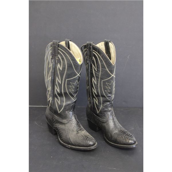 Cowboy Boots-unsure of size