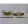 Image 1 : (3) Pyrex Homestead Mixing Bowls in excellent condition