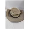 Image 2 : Suede and Mesh Genuine Leather Australian Bush Hat, Barefoot Venus Essential Oil Tin, Colourful Scar