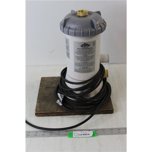 The Wet Set Krystal Clear Pool/Filter Pump Model - Untested
