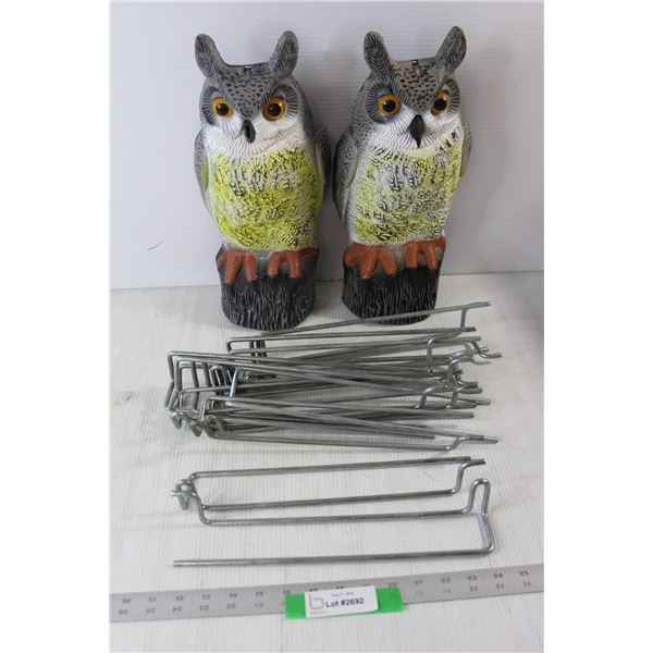 (2) Plastic Owl Yard Decorations, Assorted Iron Wire Racks/Pegs???