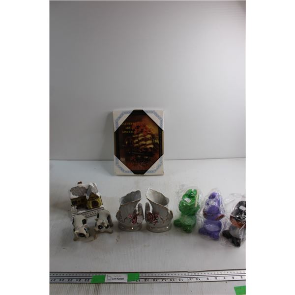 (3) Plastic Dinosaur Cups, (5) Assorted Porcelain Decorations and Photo Frame 12'' x 9''
