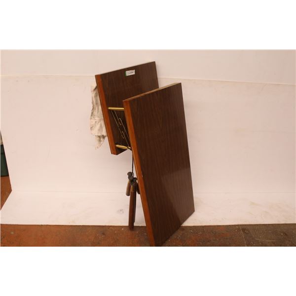 *MCM Coffee Table (legs Are Attached to string w/Large Screw sticking out)