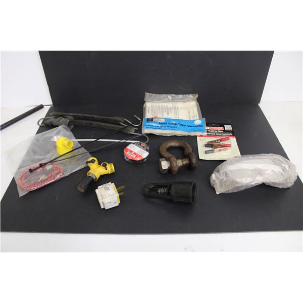 Clevis Shackle, Assorted Bungies and Hardware