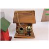 Image 3 : Toaster - Untested, (2) Birdhouses