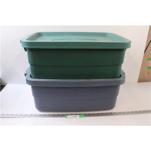 (2) 10 Gallon Rubbermaid Storage Containers w/Lids