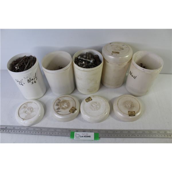 Nails (1.5" - 2.25" - 2.5") - Nuts & Bolts