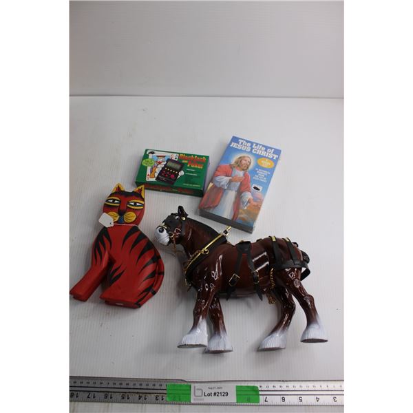 Clydesdale Horse, The Life of Jesus Christ, Blackjack and Poker Game and Cat Decoration
