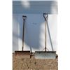 Image 1 : ** (2) Metal Snow Shovels
