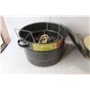 Image 3 : Canning Pot With Rack, Large Metal Bowl, Tena Fully Breathable Underwear - Large