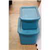 Image 4 : *(2) Sterilite Plastic Totes