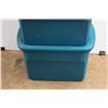 Image 2 : *(2) Sterilite Plastic Totes