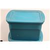 Image 3 : *(2) Sterilite Plastic Totes