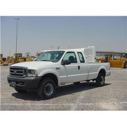 FORD F250XL SUPER DUTY SUPER CAB 4 DOOR 4X4 PICKUP, s/n 3FTNX21LX4MA08499:
